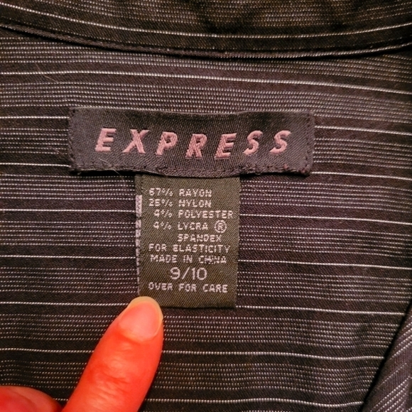 Express black striped button down shirt. Size 9/10. EXCELLENT CONDITION! - Picture 3 of 3